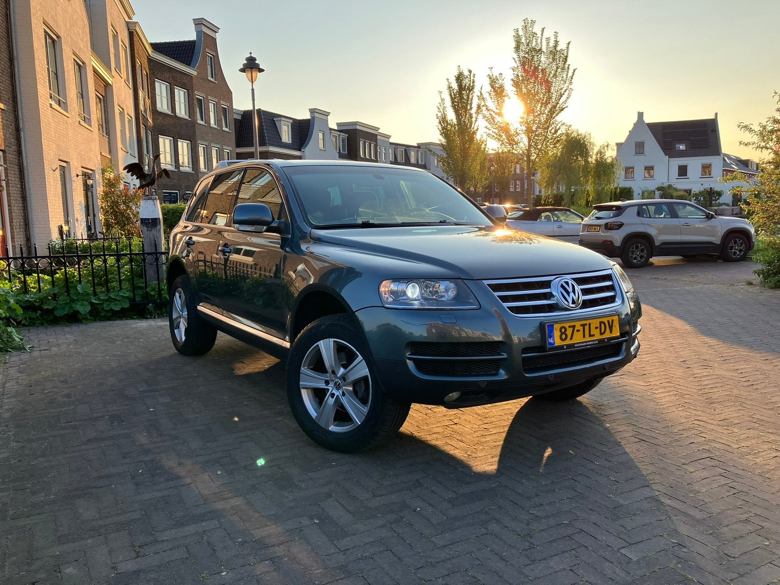 Volkswagen Touareg 3.6 206KW 4MOTION AUT 2006 Grijs, Auto's, Volkswagen, Automaat, Origineel Nederlands, 3597 cc, Vierwielaandrijving