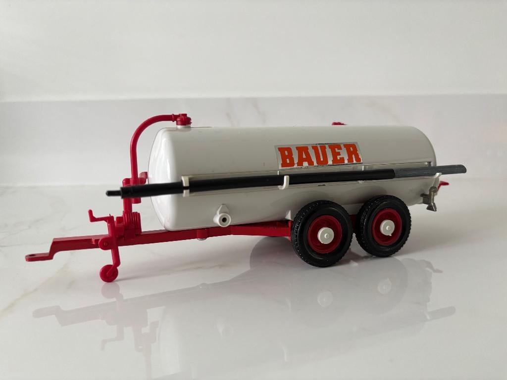 Britains BAUER mesttank / vacuum tanker schaal 1:32, Ophalen of Verzenden, Gebruikt, Tractor of Landbouw, Britains