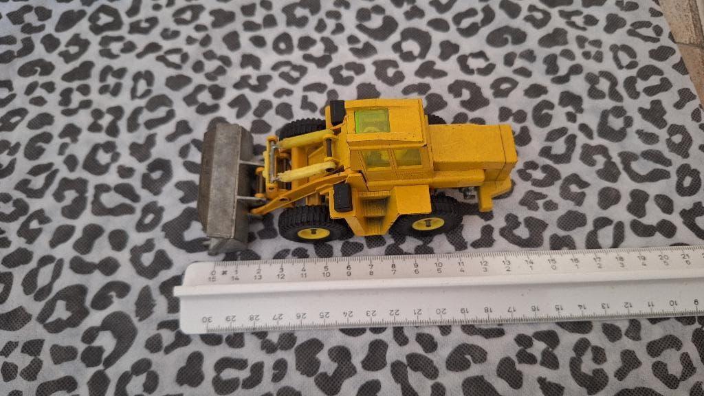 Siku V270 graafmachine geel Zettelmeyer, Ophalen of Verzenden, Gebruikt, Tractor of Landbouw