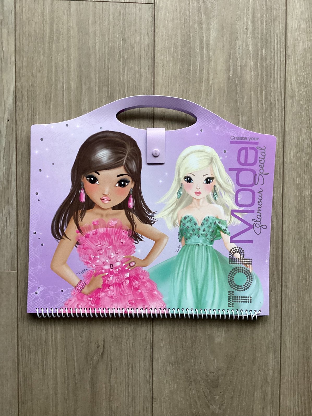 Top Model tekenboek special create your model met stickers, Ophalen of Verzenden, Zo goed als nieuw, Papier of Karton, Knutselboek