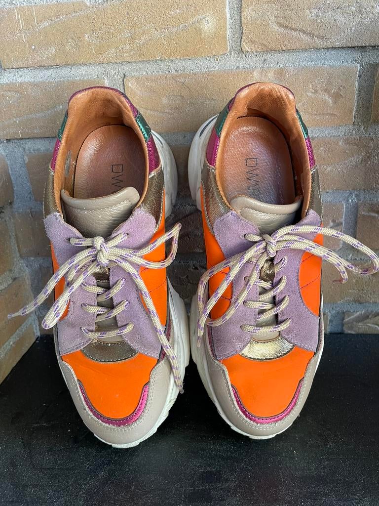 Kleurrijke sneakers DWRS maat 40 oranje en lila, Kleding | Dames, Schoenen, Overige kleuren, Ophalen of Verzenden, Sneakers of Gympen