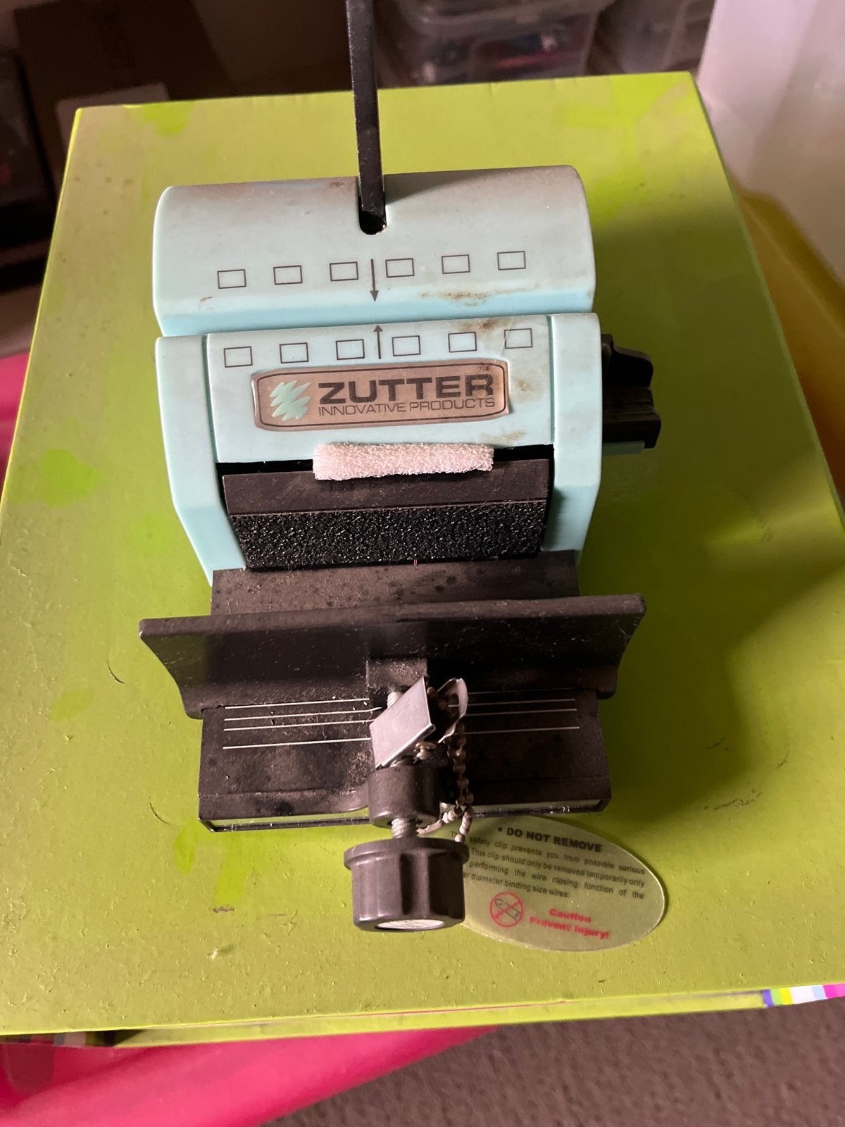 Zutter Bind-it-All Bindmachine met diverse  bindringen, Gebruikt, Overige thema's, Gereedschap of Toebehoren, Meerkleurig