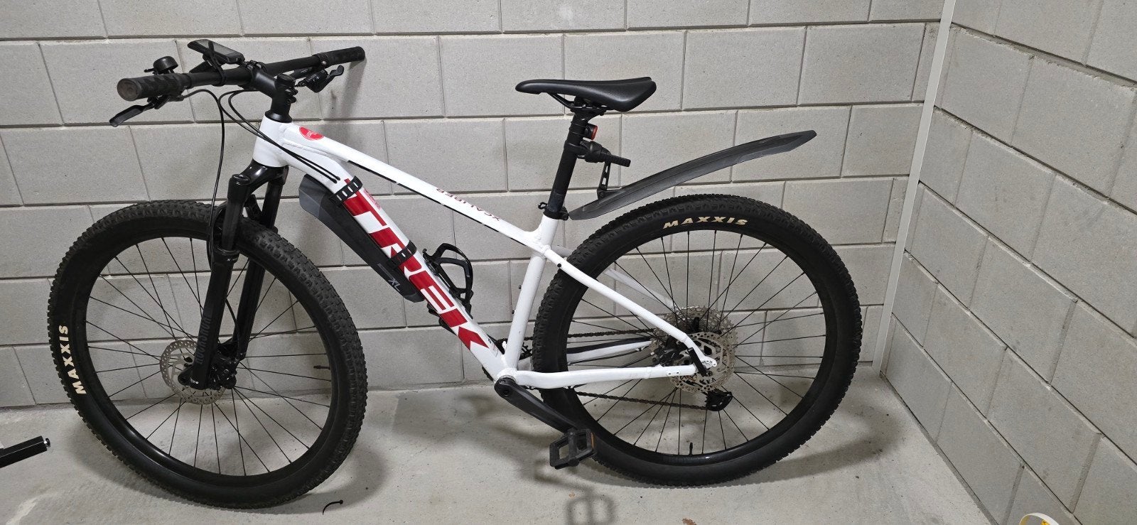 Trek X-Caliber 8 MTB 29 inch maat M – 2022 – z.g.a.n., Fietsen en Brommers, Fietsen | Mountainbikes en ATB, Ophalen of Verzenden