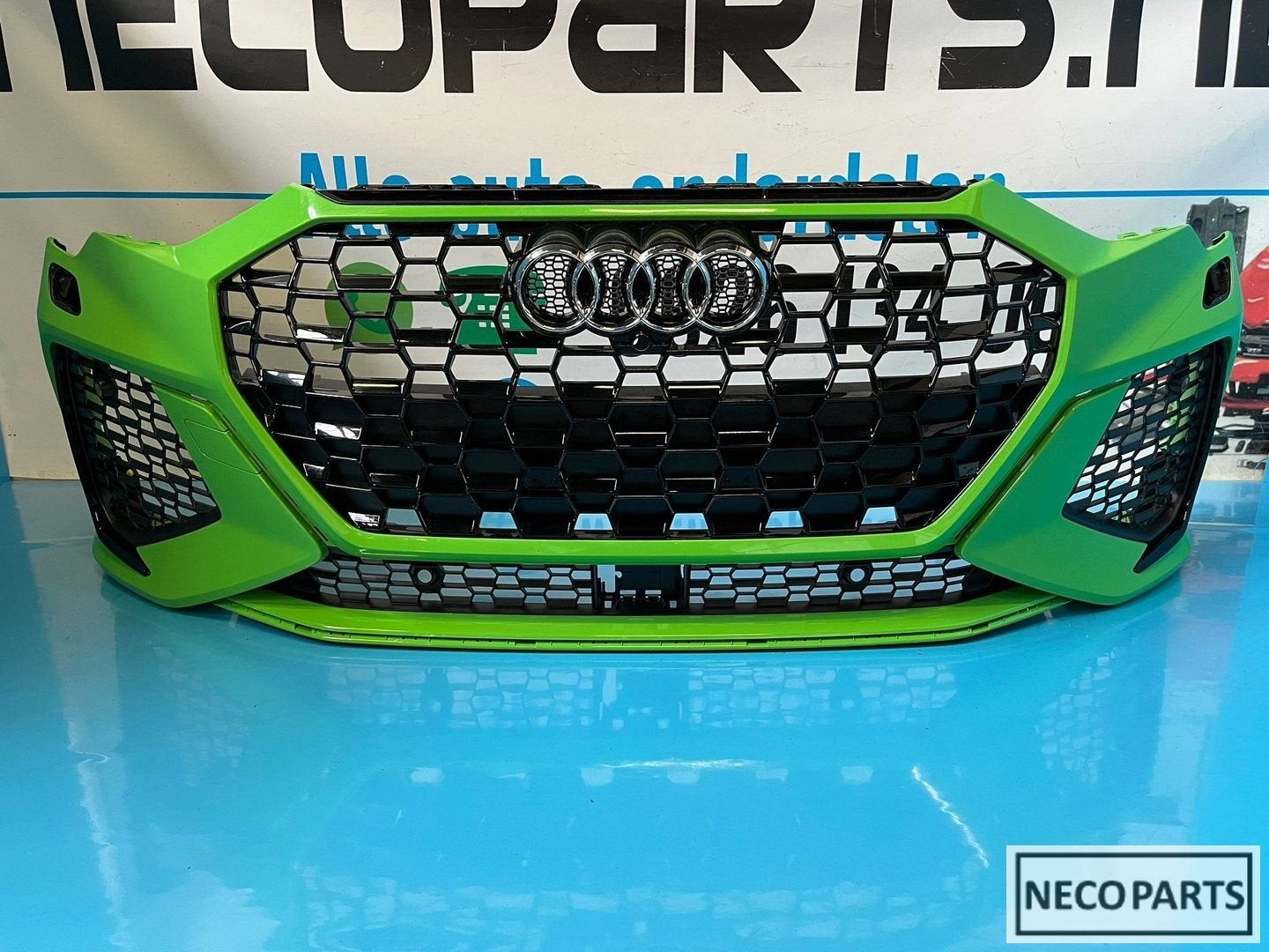 AUDI RSQ3 RS Q3 BUMPER VOORBUMPER ALLES LEVERBAAR !!!, Gebruikt, -, -, Spatbord