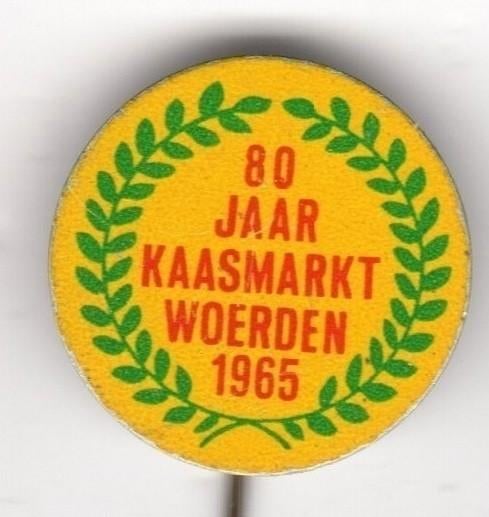 Speldje 80 JAAR KAASMARKT WOERDEN 1965 (A8), Ophalen of Verzenden, Gebruikt, Overige onderwerpen
