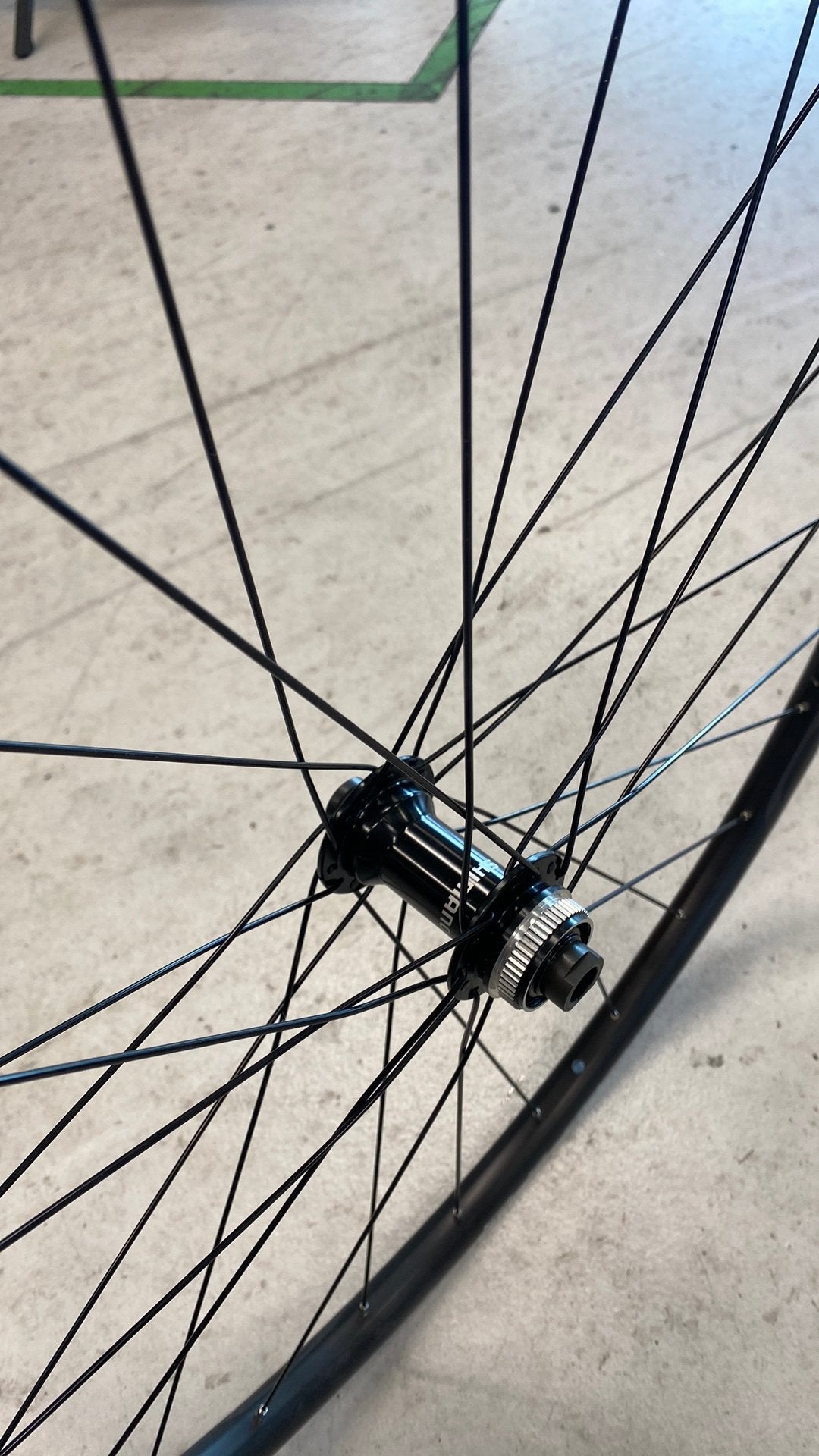 Te koop een nieuwe racefiets voorwiel, Fietsen en Brommers, Fietsonderdelen, Wiel, Nieuw, Ophalen of Verzenden, Aluminium
