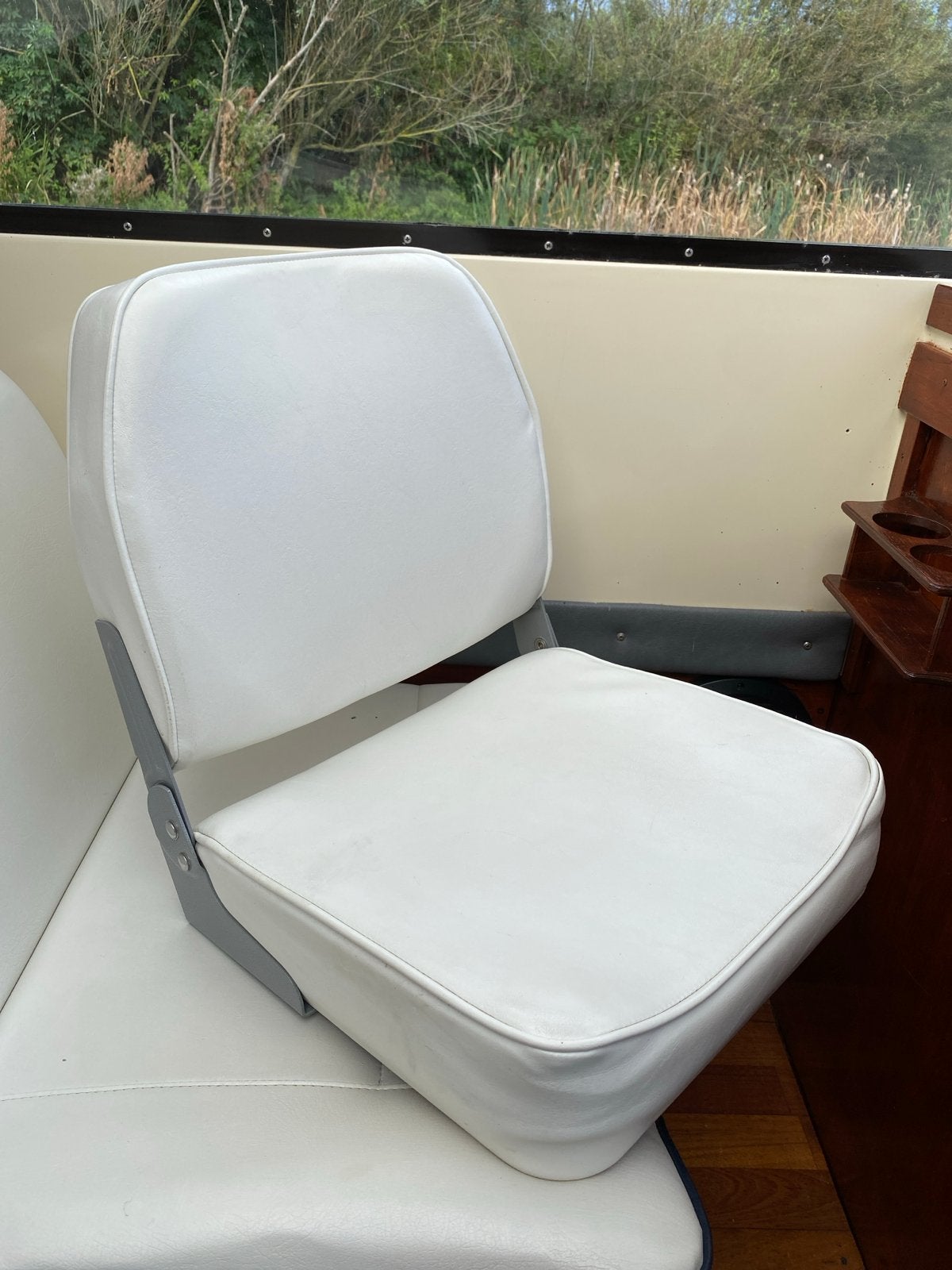 Witte Boot Kapiteinsstoel - Comfortabel en Opklapbaar, Watersport en Boten, Accessoires en Onderhoud, Ophalen, Gebruikt, Interieur en Kussens