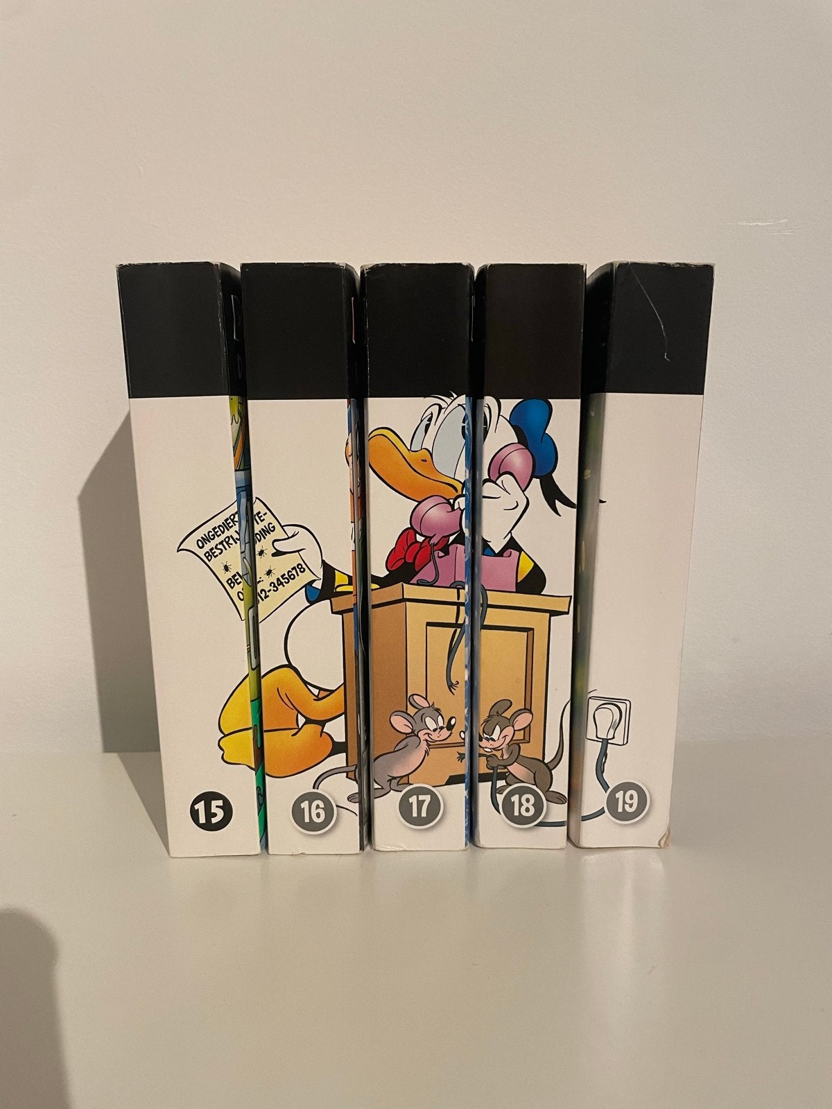Donald Duck Themapocket reeks 15-19, Complete serie of reeks, Ophalen of Verzenden, Zo goed als nieuw