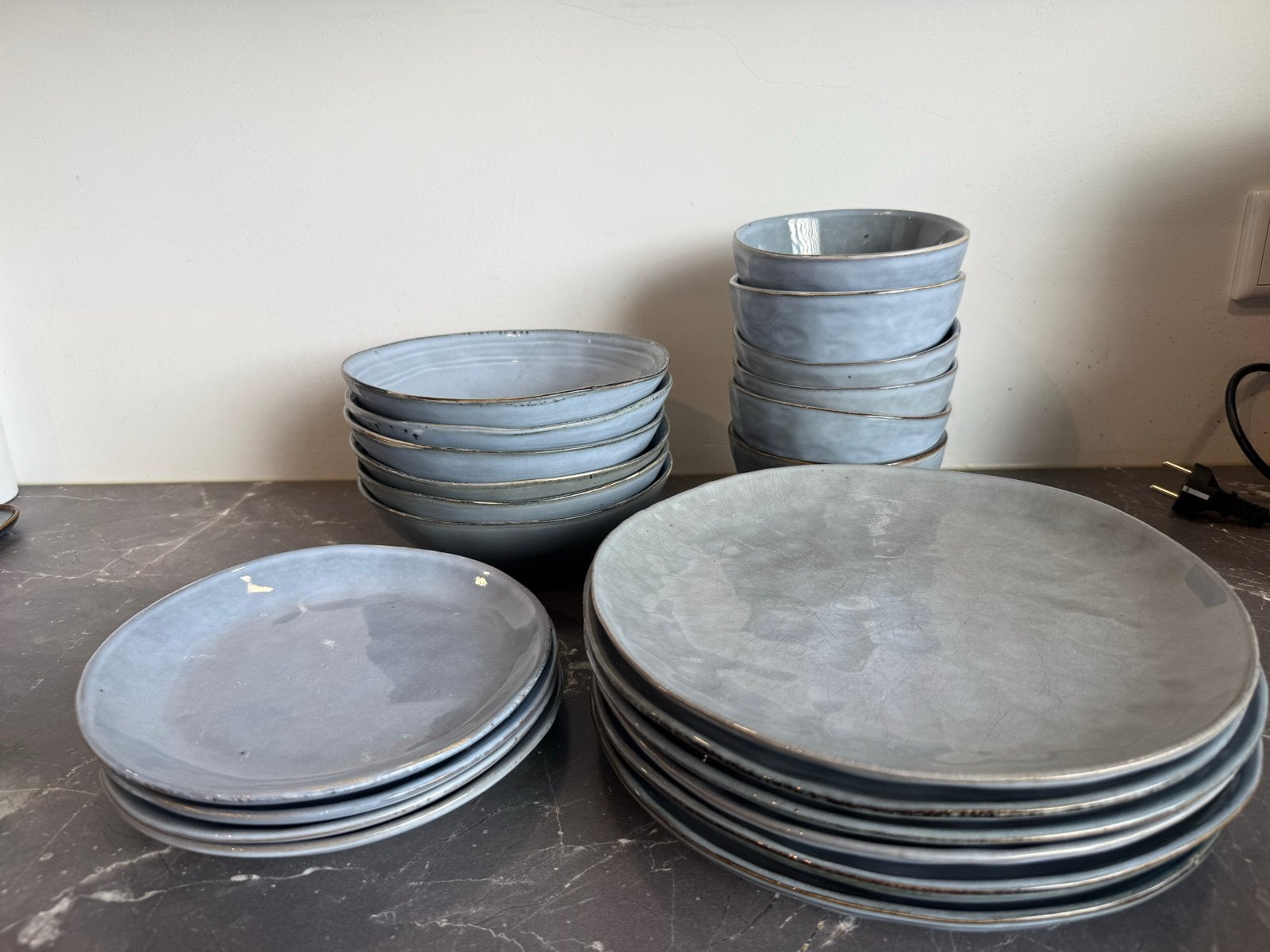 Servies van Casa: 6 grote, 4 kleine, 6 diepe borden, 6 bakje, Gebruikt, Overige merken, Keramiek, Ophalen of Verzenden