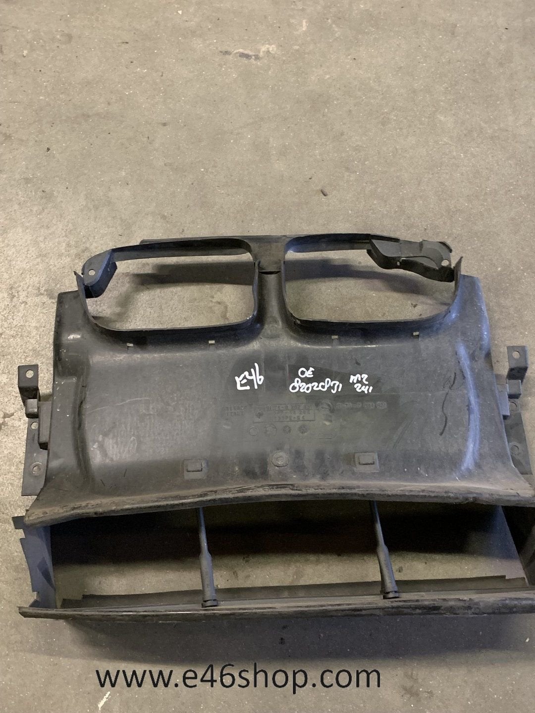 LUCHTGELEIDER BMW E46 ALLE BENZINE MODELLEN, Gebruikt, -, -, Ophalen of Verzenden