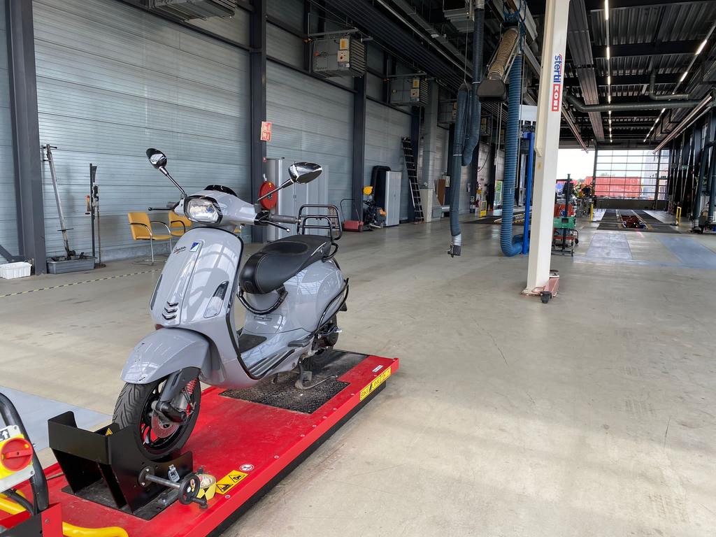 Vespa sprint 2017 snor!!, Fietsen en Brommers, Scooters | Vespa, Ophalen