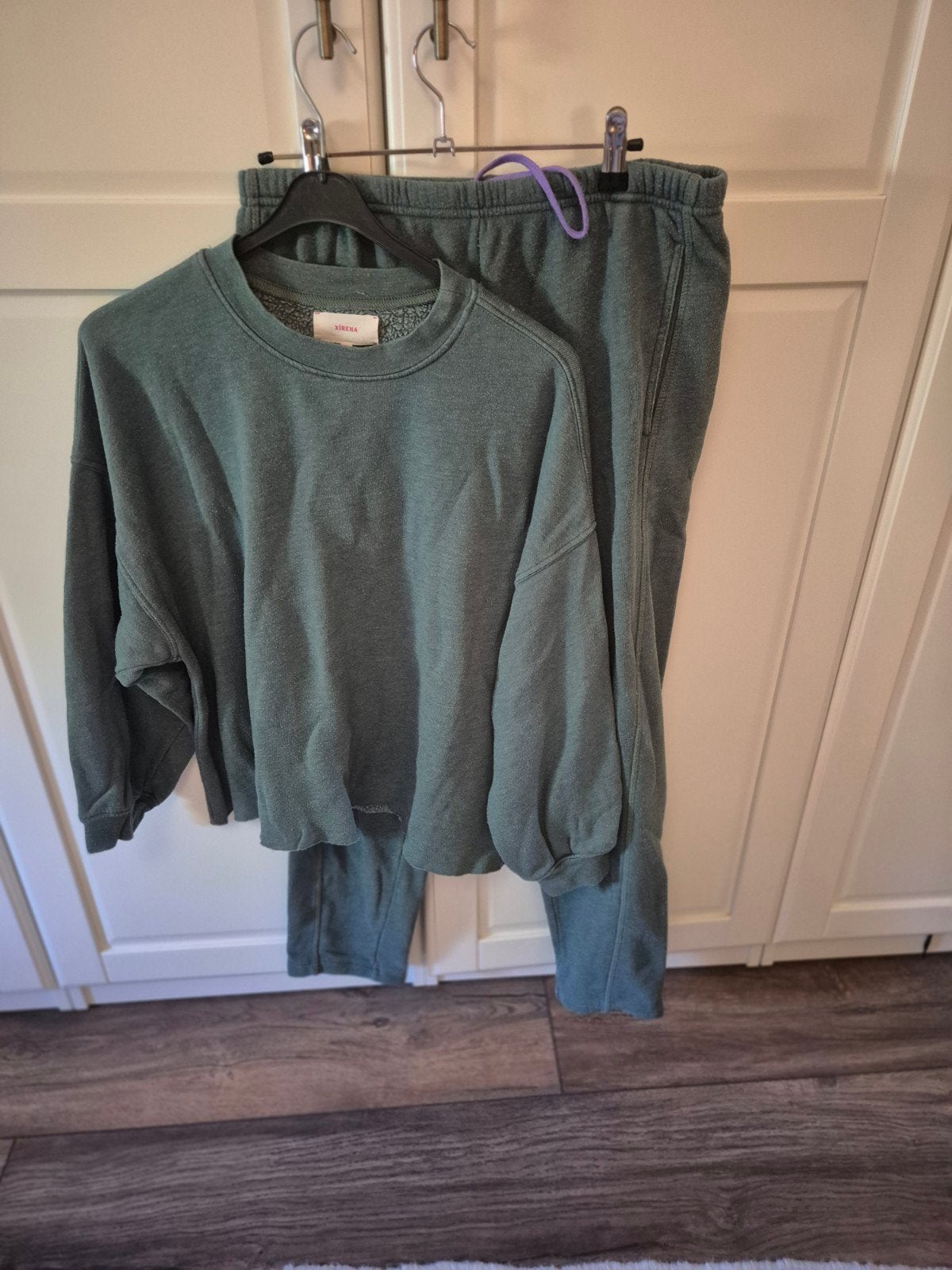 Xirena sweater en jogger, Ophalen of Verzenden, Zo goed als nieuw, Maat 38/40 (M), Lange mouw
