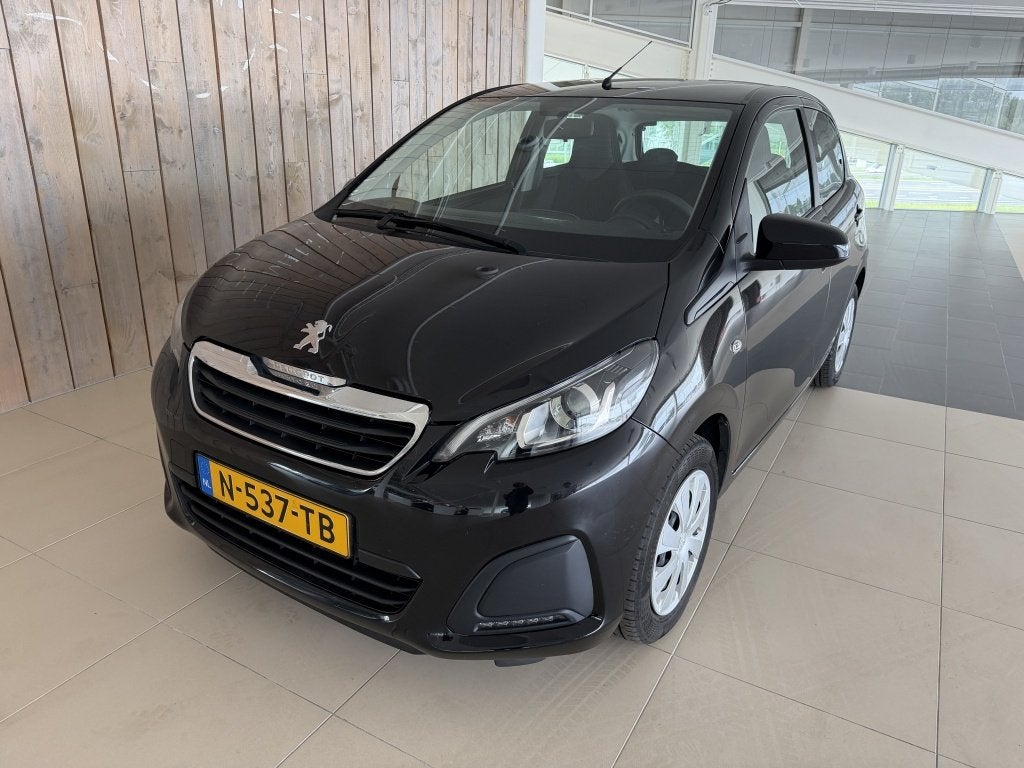 Peugeot 108 1.0 e-VTi Active (bj 2022), Auto's, Gebruikt, Euro 6, 4 stoelen, Zwart