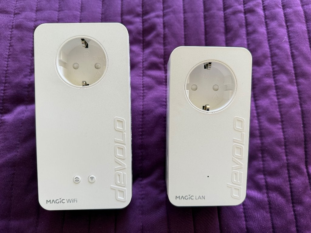 Devolo Magic 2 WiFi next 3056 en Magic 2 Lan 1-1 2999 set, Computers en Software, WiFi-versterkers, Verzenden, Zo goed als nieuw
