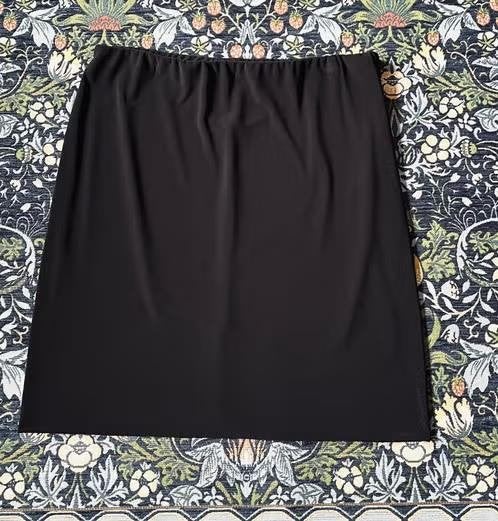 Joseph Ribkoff zwarte rok maat 44/46[v]