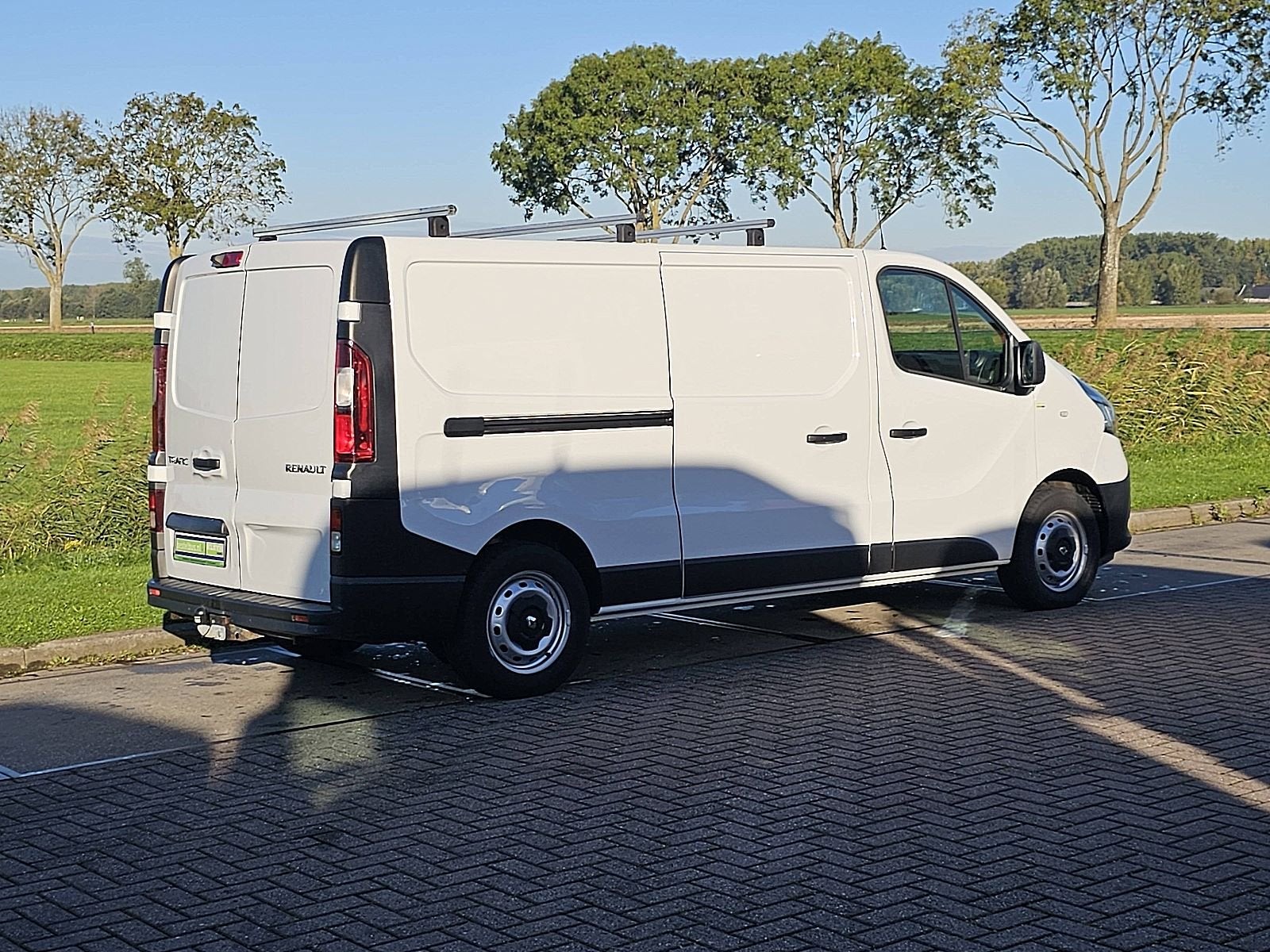 RENAULT TRAFIC 2.0 DCI l2 dub.schuif navi!, Gebruikt, Euro 6, Renault, Wit