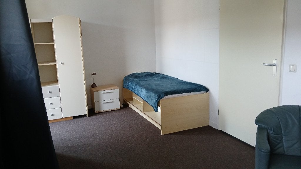 Kamer te huur, 20 tot 35 m²