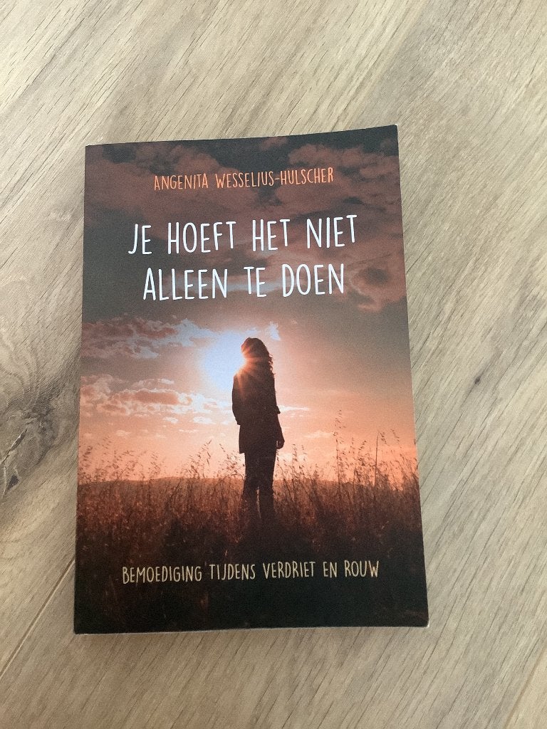 Je hoeft het niet alleen te doen, Gelezen, Ophalen of Verzenden, Overige onderwerpen, Angenita
