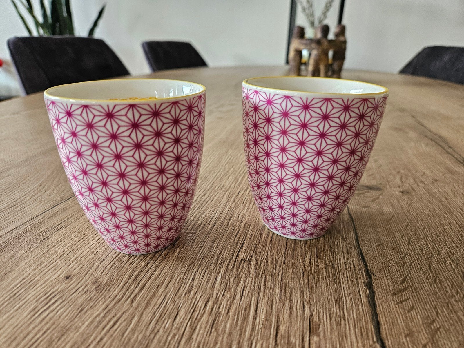 2 mooie Tokyo kopjes, Ophalen of Verzenden, Zo goed als nieuw, Overige stijlen, Kop(pen) en/of Schotel(s)