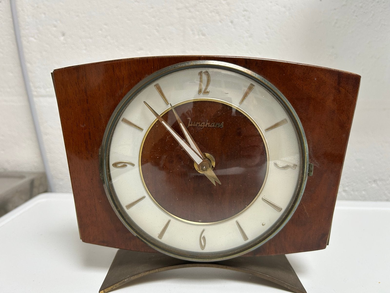 Vintage Junghans Tafelklok - Elegant Houten Design, Antiek en Kunst, Ophalen