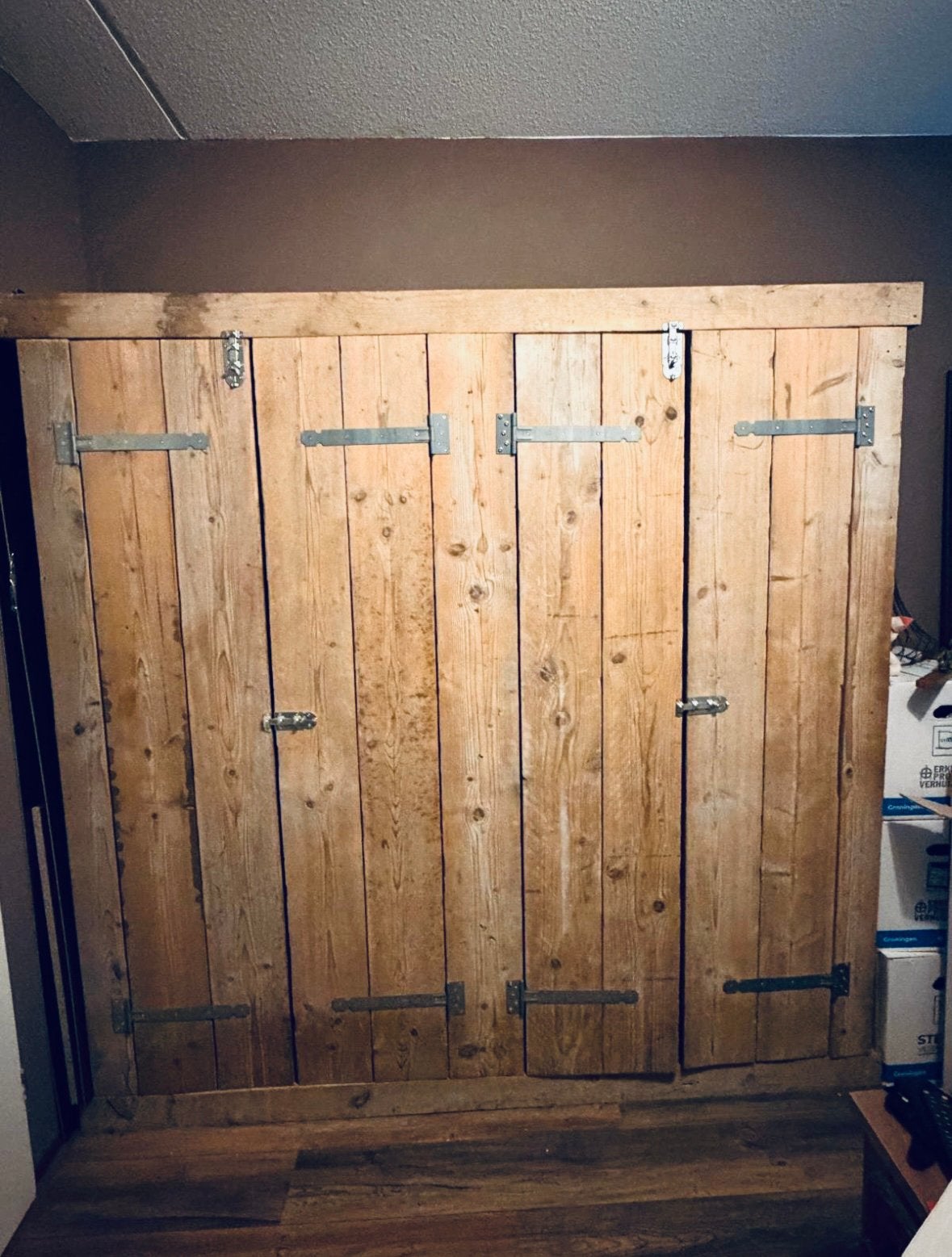 Grote, robuuste steigerhouten kledingkast, Ophalen, Met deur(en), 200 cm of meer, Zo goed als nieuw