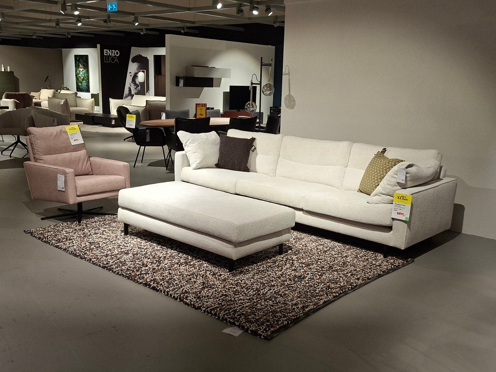 Showroommodel Enzo Luca 4-Zits bank Ombra met voetenbank, Ophalen, 250 tot 300 cm, Nieuw, 75 tot 100 cm