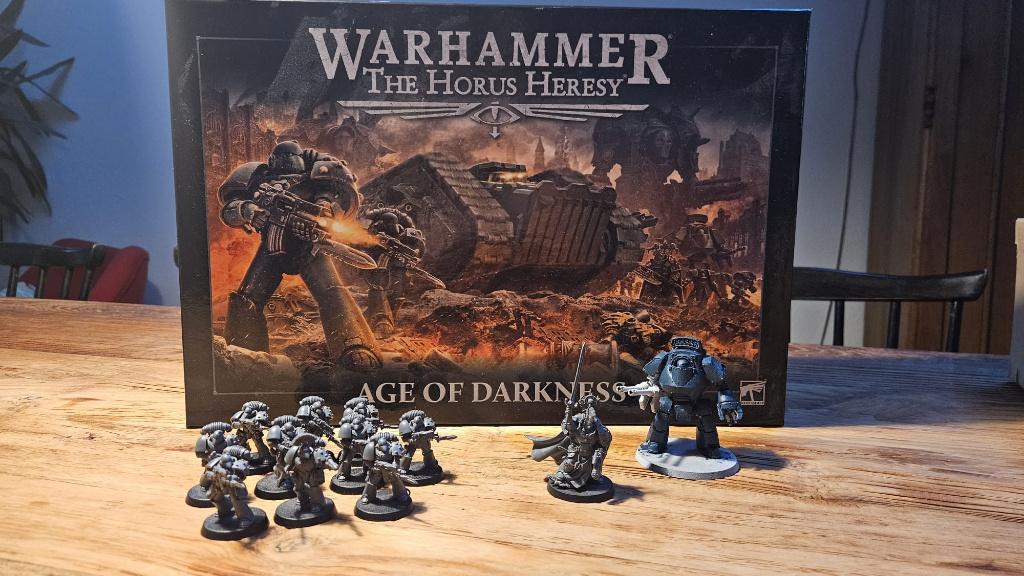 Warhammer Horus Heresy: Age of Darkness – Deels ongebouwd, Ophalen, Zo goed als nieuw, 1:35 tot 1:50, Figuur of Figuren