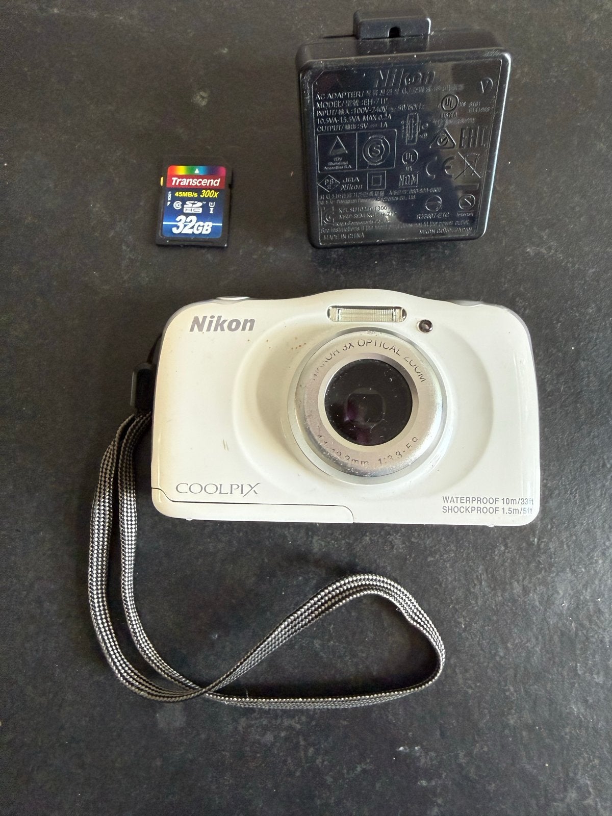 Nikon Coolpix W100 compactcamera, wit, waterdicht, Gebruikt, Compactcamera, Accu, Nikon