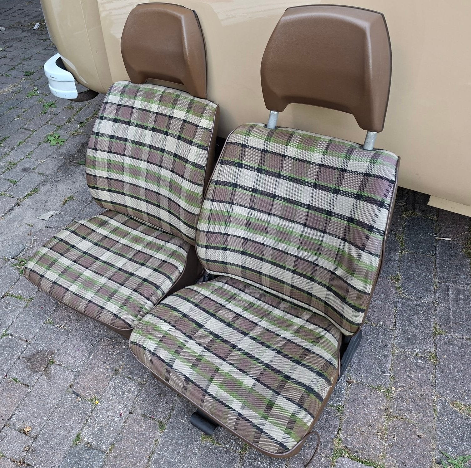 Voorstoelen VW T2 Helsinki, Ophalen, Gebruikt