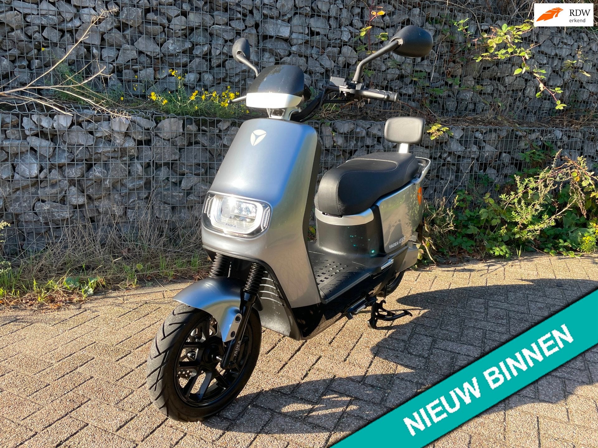 Yadea E8S 45 km Elektrische Scooter BETAAL met in3, Fietsen en Brommers, Elektrisch, A, Yadea, 50 cc