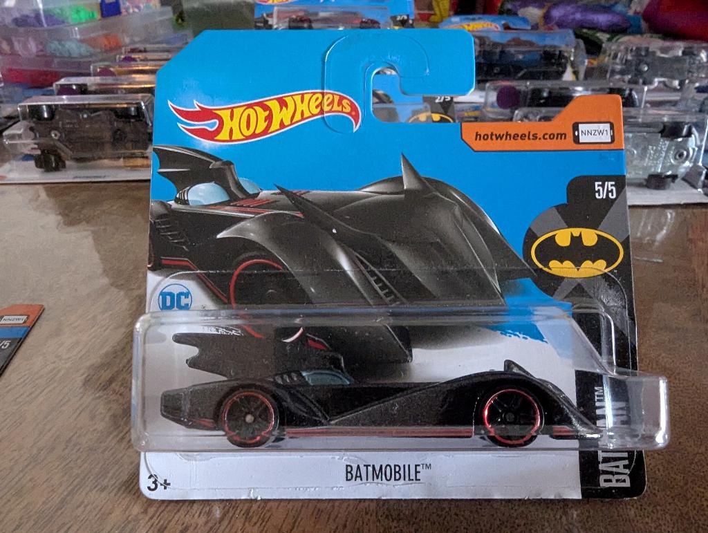Batman - Batmobile - Hot Wheels - Nieuw - 20, Ophalen, Nieuw, Auto