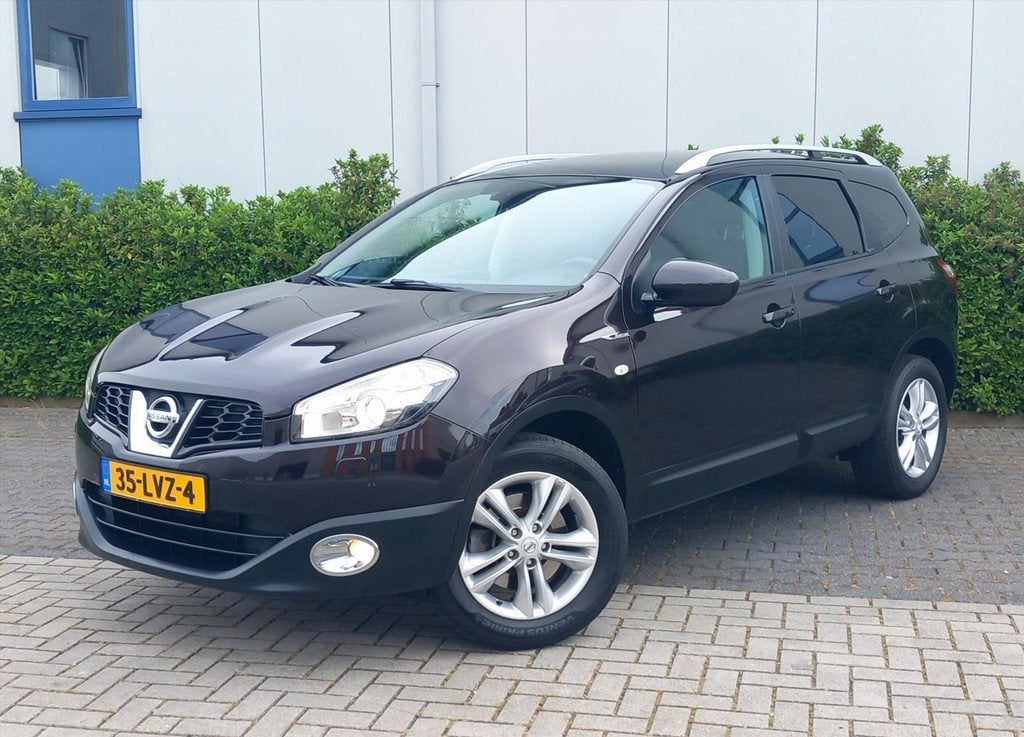 NISSAN Qashqai+2 2.0 4WD 7 Persoons/Leder/Clima, Auto's, Nissan, Gebruikt, Zwart, 7 stoelen, Handgeschakeld