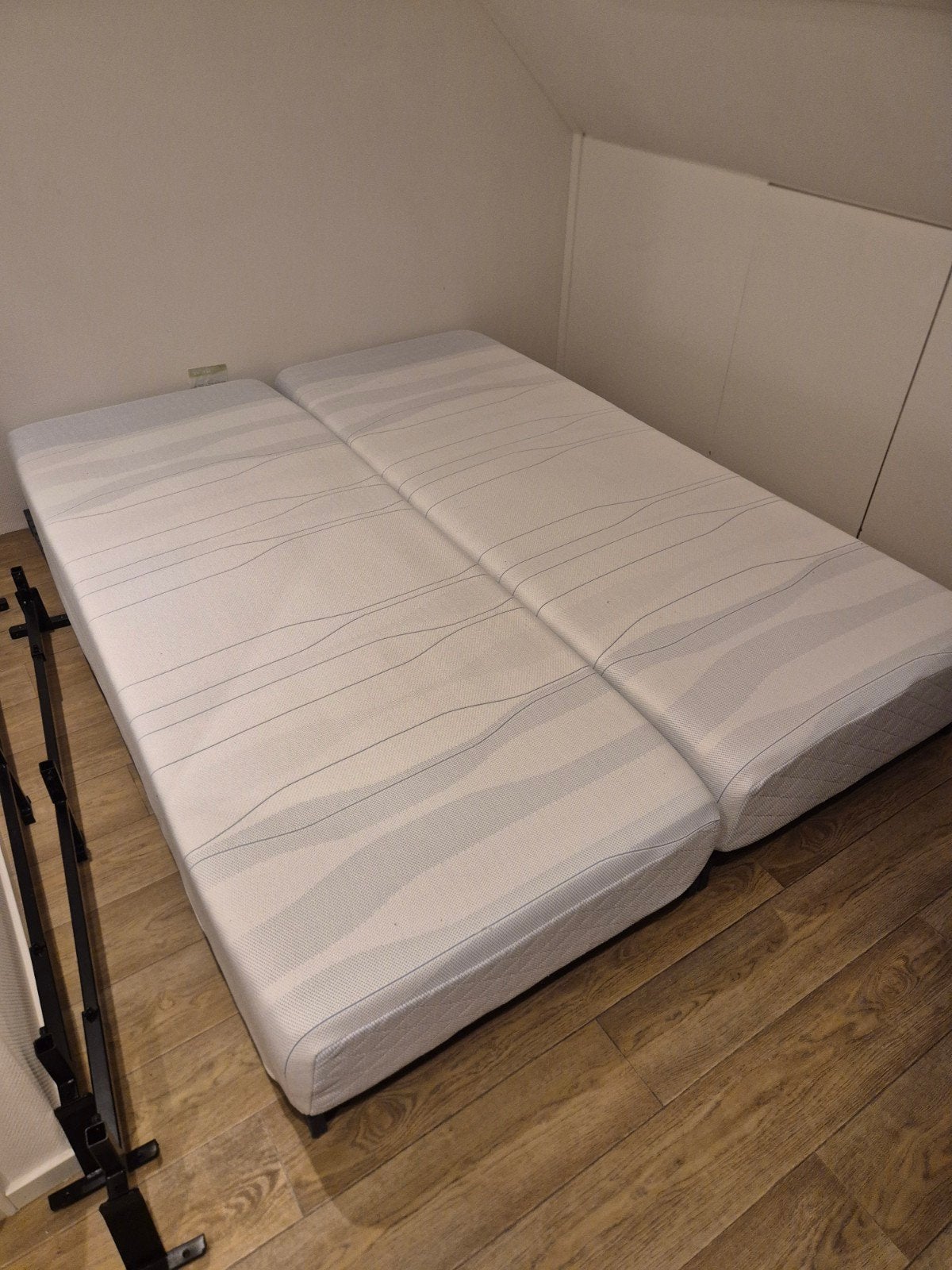 M-line Slow Motion VI matrassen met lattenbodems, Ophalen, Gebruikt, Eenpersoons, 210 cm