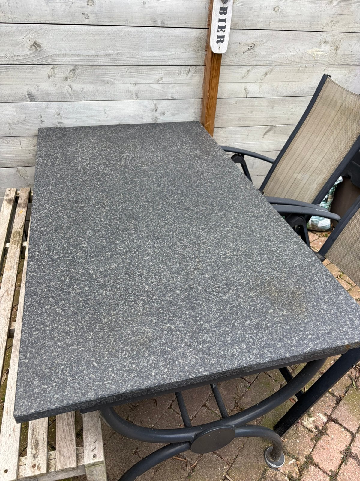 Graniet tuintafel, Tuin en Terras, Ophalen, Gebruikt, Eettafel, Overige materialen