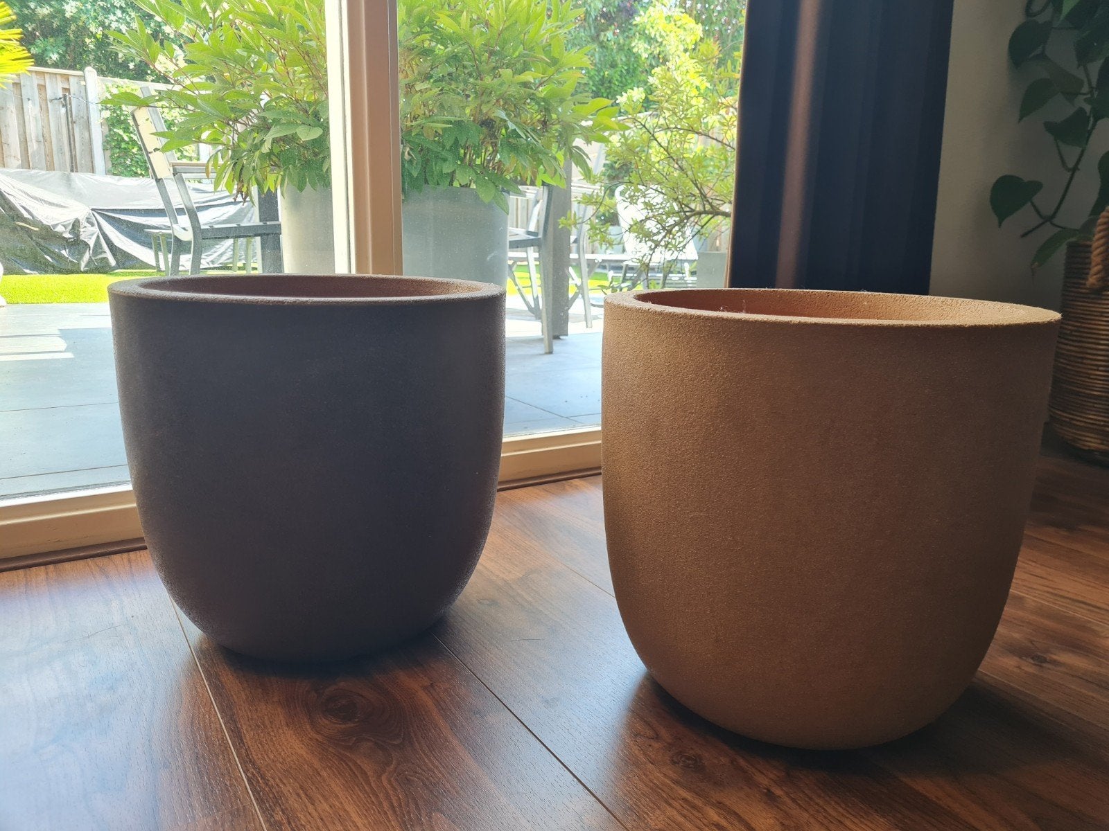 Twee stijlvolle bloempotten van Capi Europe, Tuin en Terras, Bloempotten, Kunststof, Gebruikt, Minder dan 40 cm, Ophalen