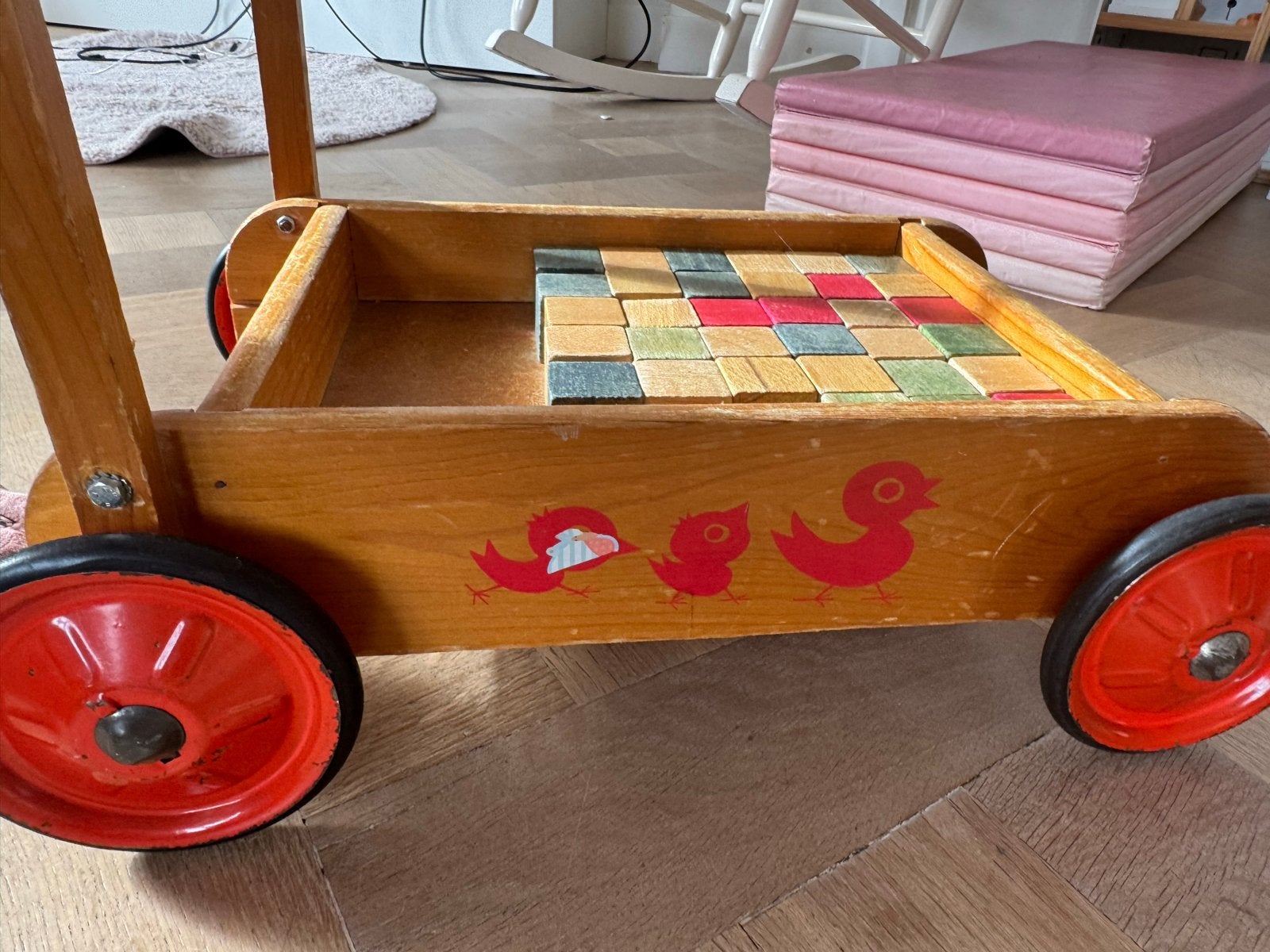Vintage houten loopkar met blokken - Muziek Expert, Ophalen, Gebruikt, Duw- of Trekspeelgoed