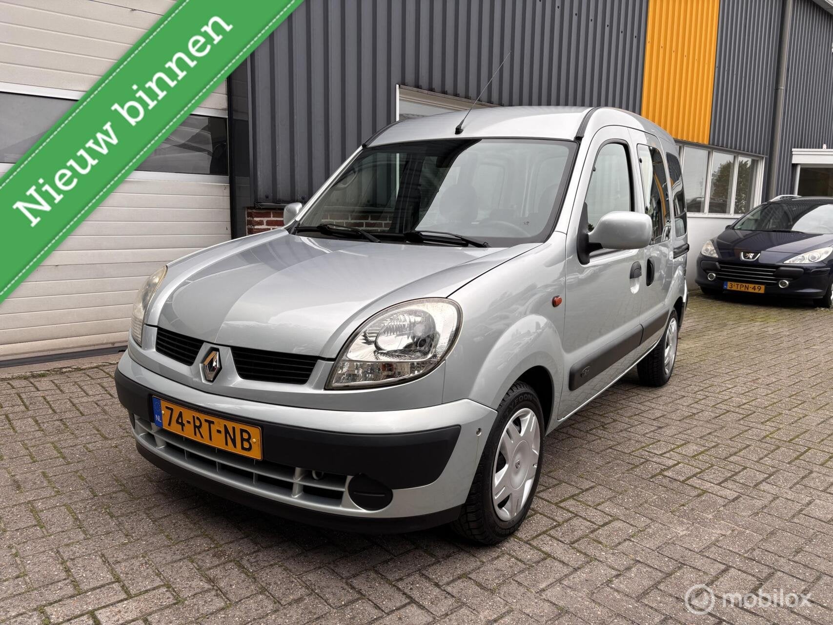 Renault Kangoo combi 1.2-16V Privilège, Auto's, Voorwielaandrijving, 4 cilinders, Elektrische ramen, Bedrijf