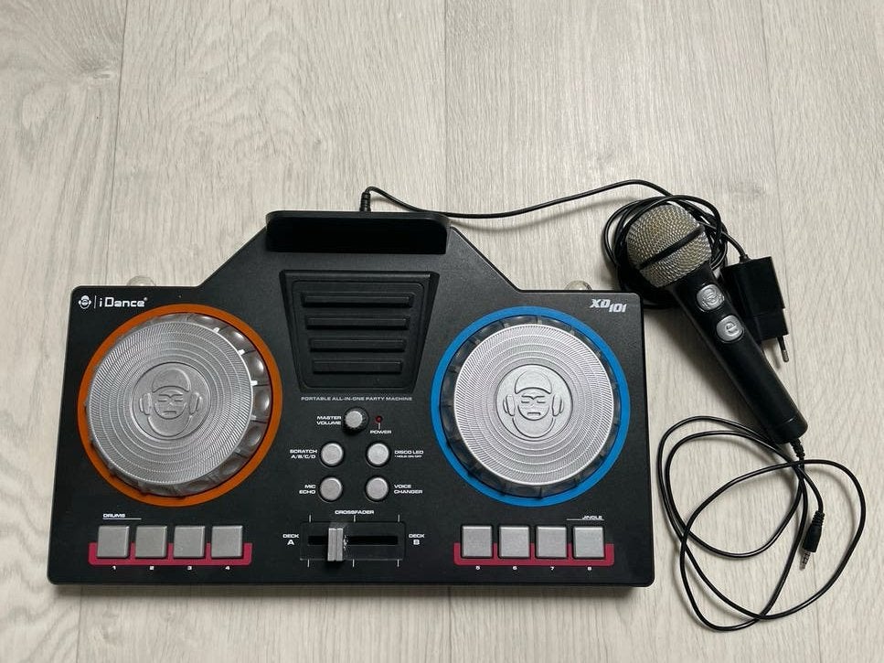iDance XD101 Draagbare DJ-set met microfoon, Ophalen of Verzenden, Gebruikt, Dj-set, Overige merken