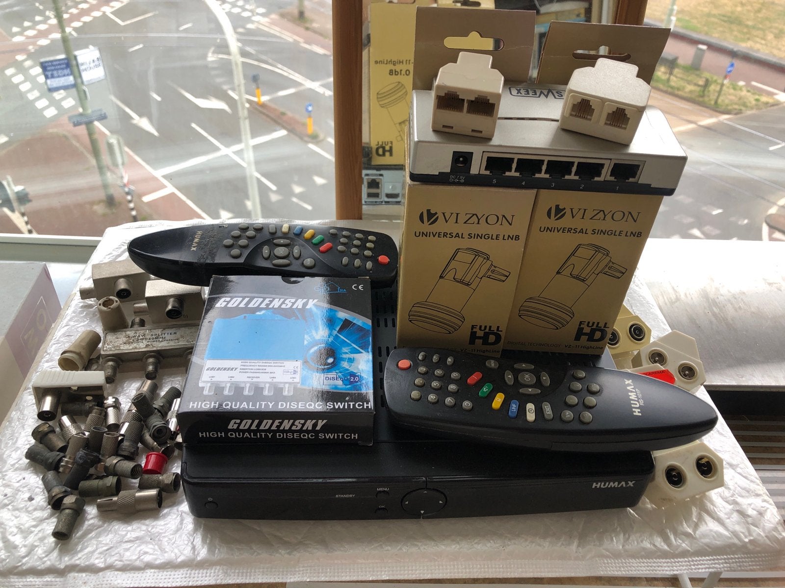Humax ontvanger en diverse satelliet accessoires, Ophalen of Verzenden, Gebruikt, Humax