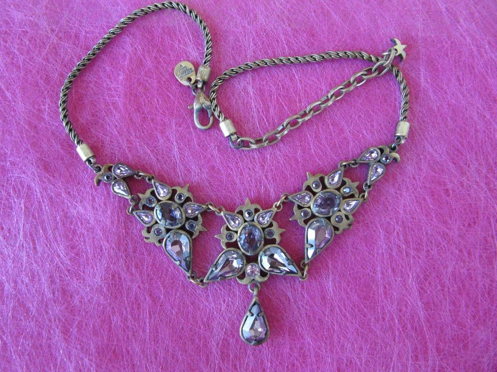 Dyrberg/Kern bronskleurige ketting lila swarovski steentjes, Overige materialen, Gebruikt, Overige kleuren, Verzenden