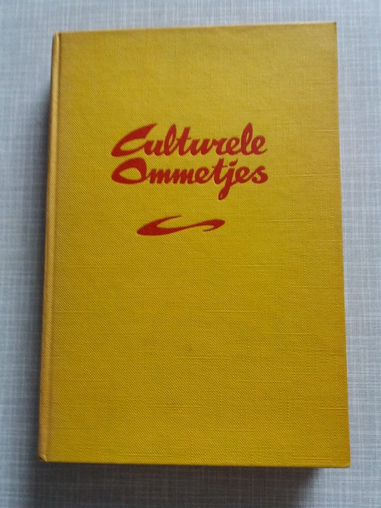 Culturele Ommetjes, Boeken, Ophalen of Verzenden, Gelezen