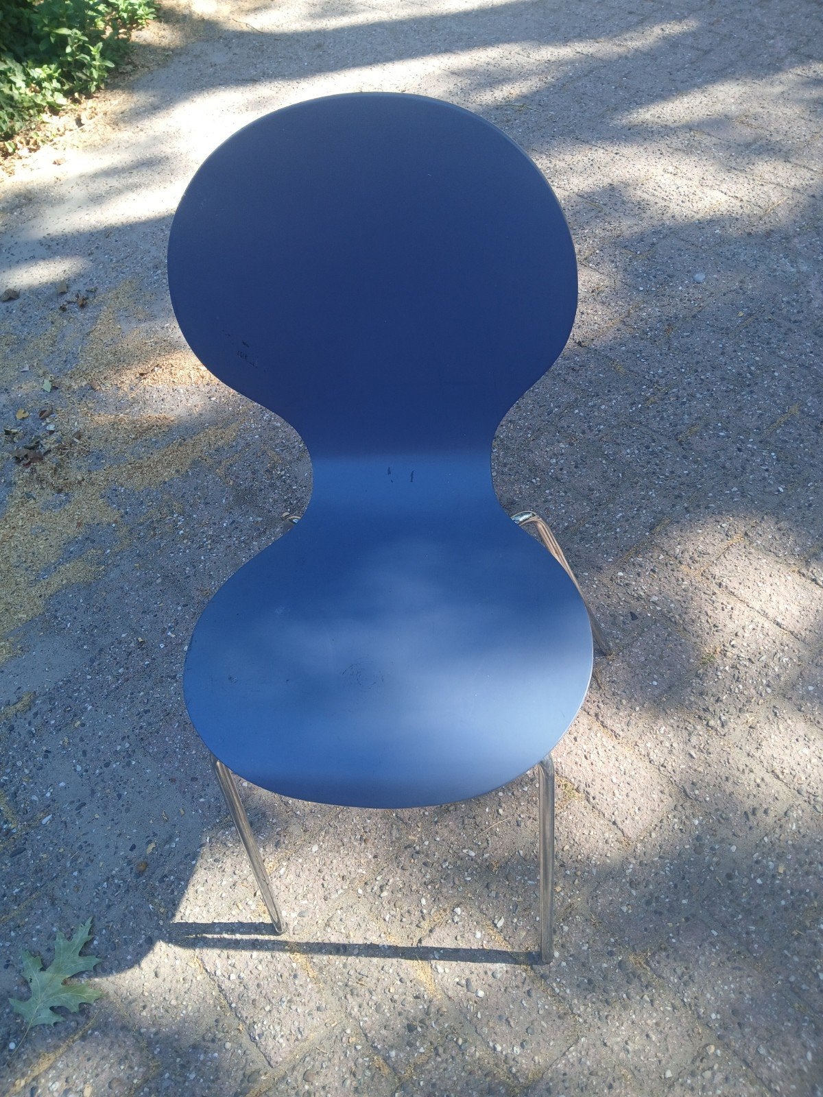 Mooie vlinderstoel, blauw, modern design, Huis en Inrichting, Stoelen, Gebruikt, Blauw, Ophalen of Verzenden, Metaal