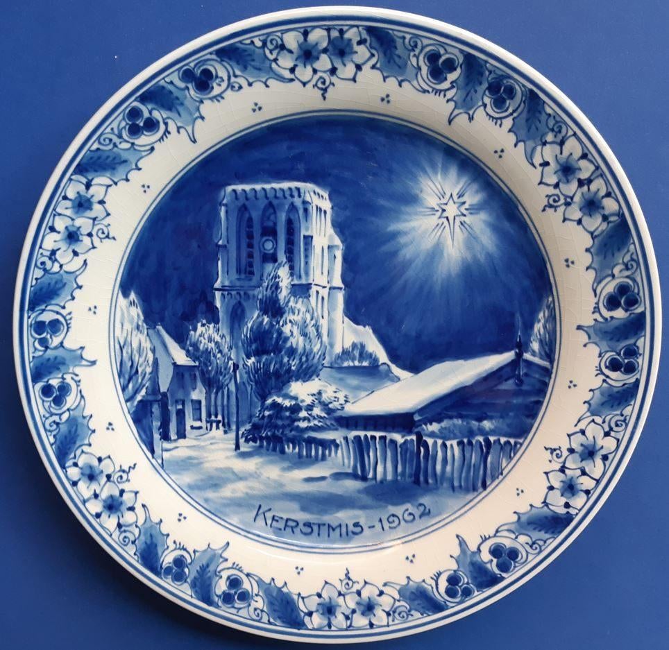 Kerstmis 1962 Porceleyne Fles 25cm (3) Kerktoren in winter, Antiek en Kunst, Ophalen of Verzenden