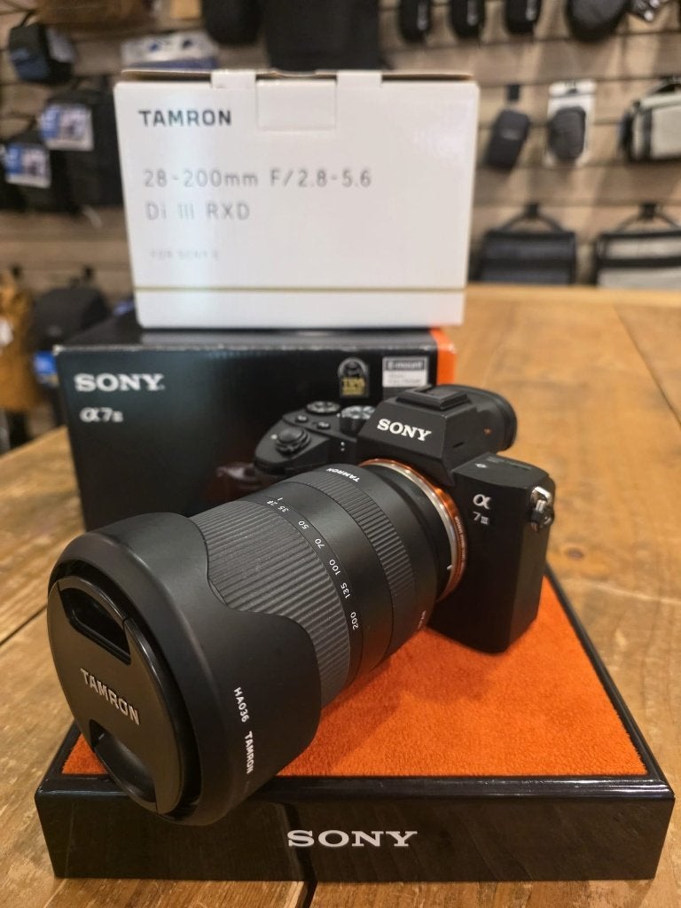 Sony A7 III + Tamron 28-200mm - 12 maanden garantie, Audio, Tv en Foto, USB-kabel, Gebruikt, Prt@sony.nl, Ophalen of Verzenden
