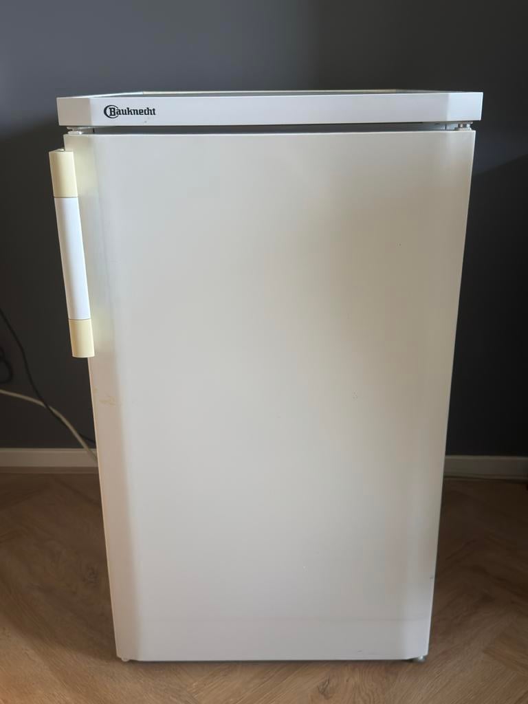Bauknecht koelkast klein met vriesvak, 75 tot 100 liter, Zo goed als nieuw, 45 tot 60 cm, Met vriesvak