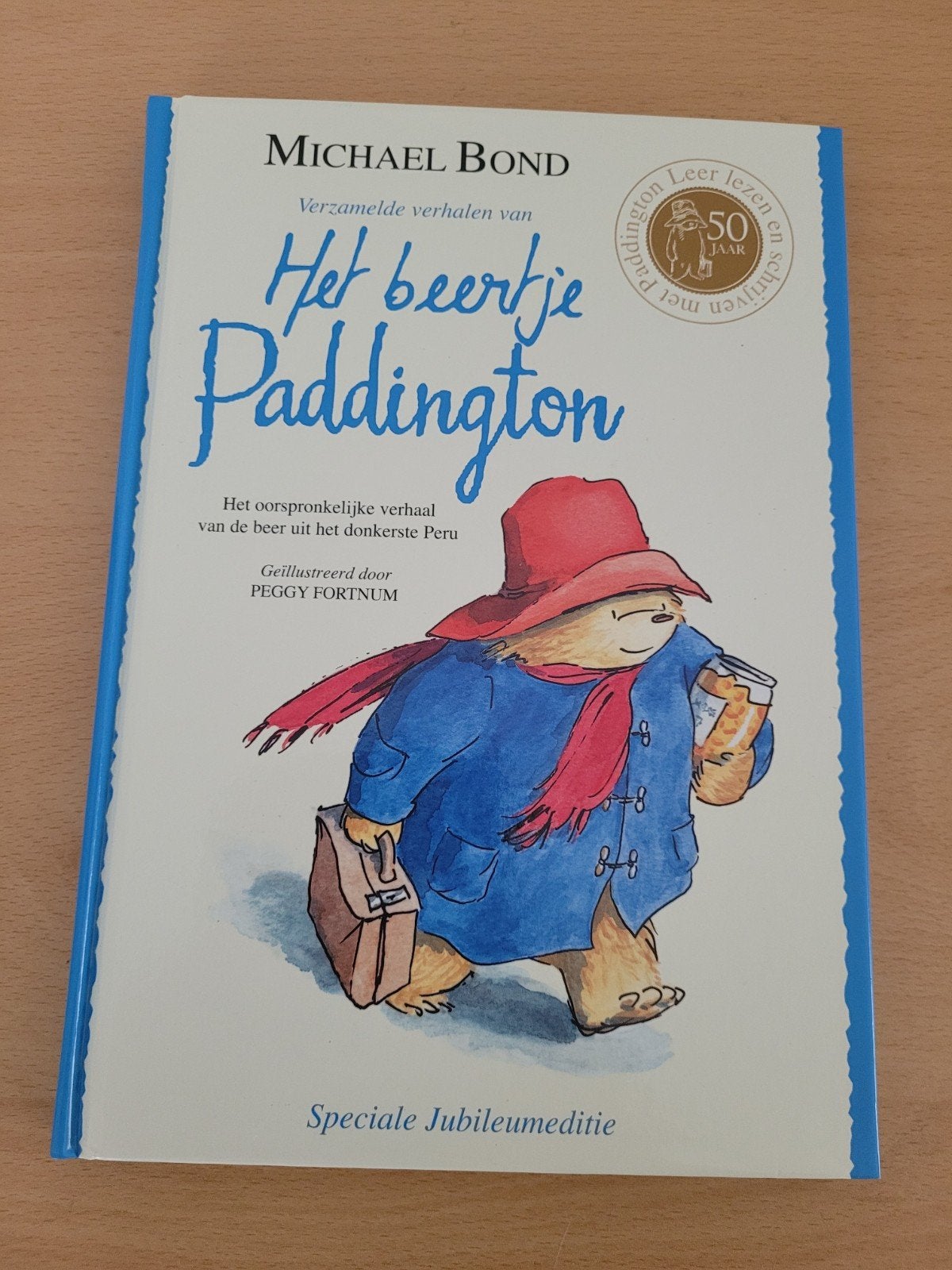 Boek Het beertje Paddington speciale jubileumeditie, Ophalen of Verzenden, Zo goed als nieuw, Michael Bond, Fictie algemeen