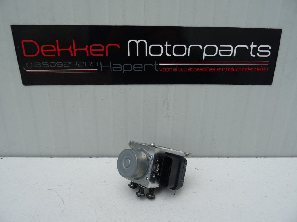 ABS Pomp / ABS Unit Yamaha MT-09 Tracer 900 2015-2016-2017, Gebruikt, -, -, Ophalen of Verzenden