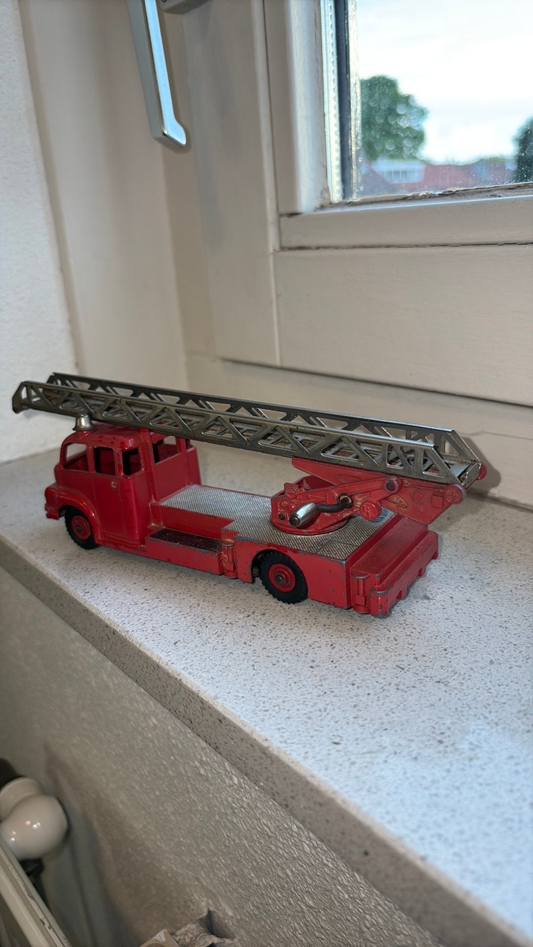 DINKY TOYS FIRE ESCAPE BRANDWEER NR 956, Hobby en Vrije tijd, Ophalen of Verzenden, Gebruikt, Auto, Dinky Toys