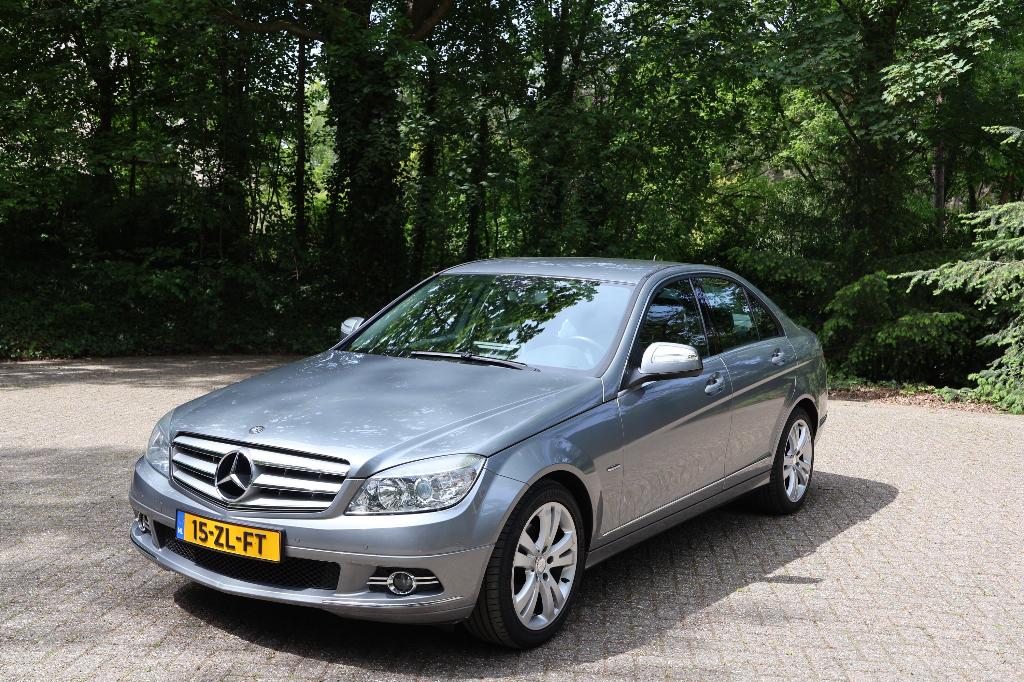 Mercedes-Benz C-Klasse 1.8 C180 Kompressor Sedan AUT 2008, Auto's, Achterwielaandrijving, Zwart, Origineel Nederlands, 75 €/maand