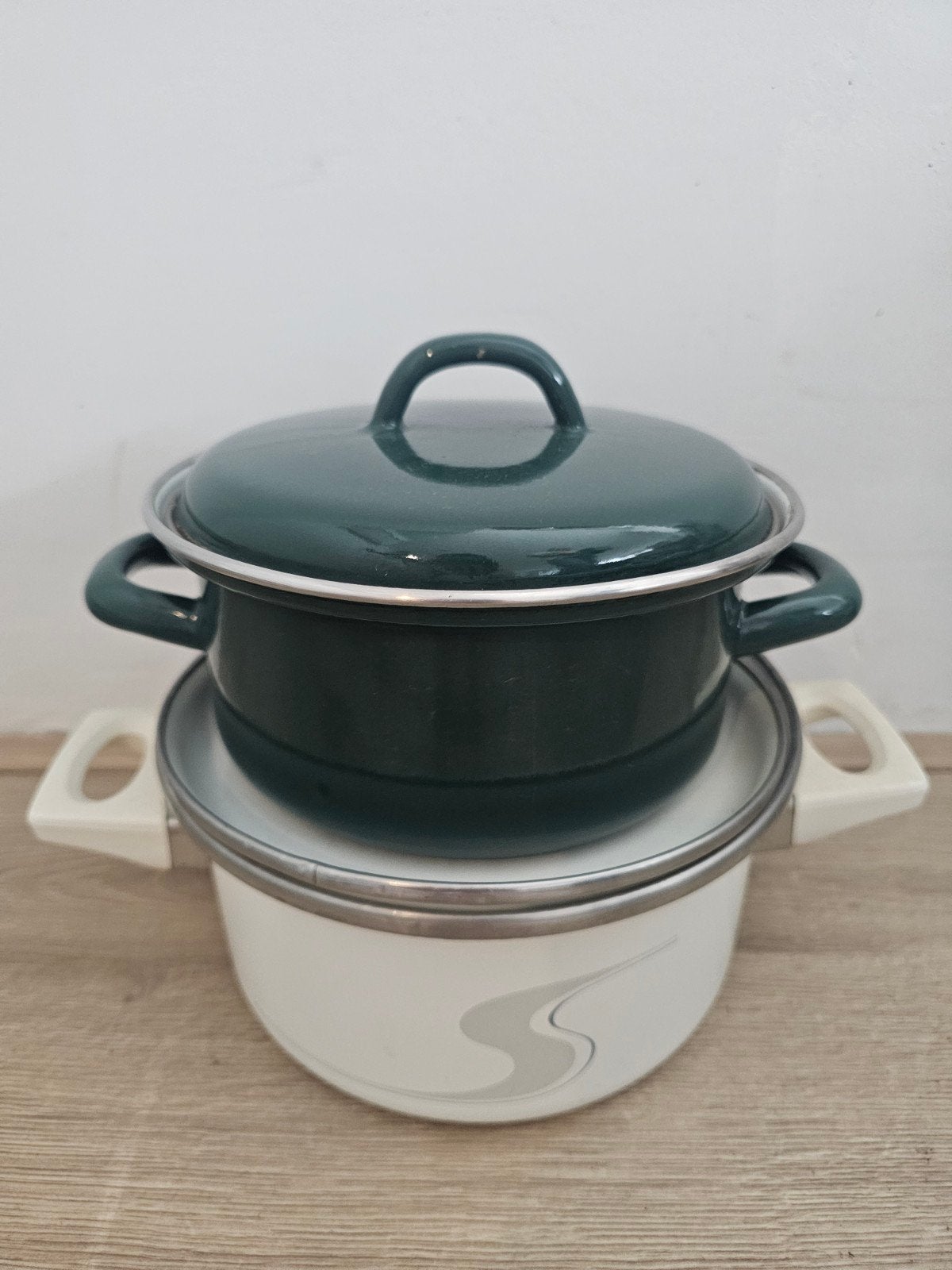 Emaille pannen  - Zeer perfecte staat!!, Ophalen, Met deksel, Zo goed als nieuw, Rvs